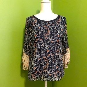 Navy Blue Boho Floral‎ flowy top